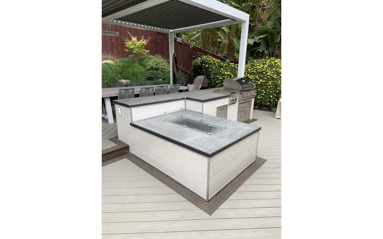 Trex deck with patio cover