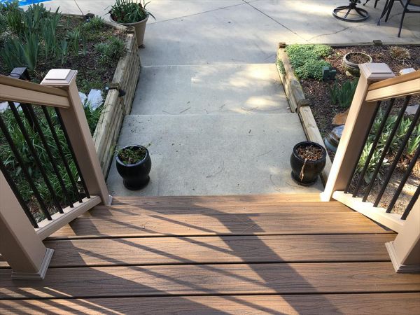 Trex Transcend Rope Swing railings &amp; posts resist warping and wane