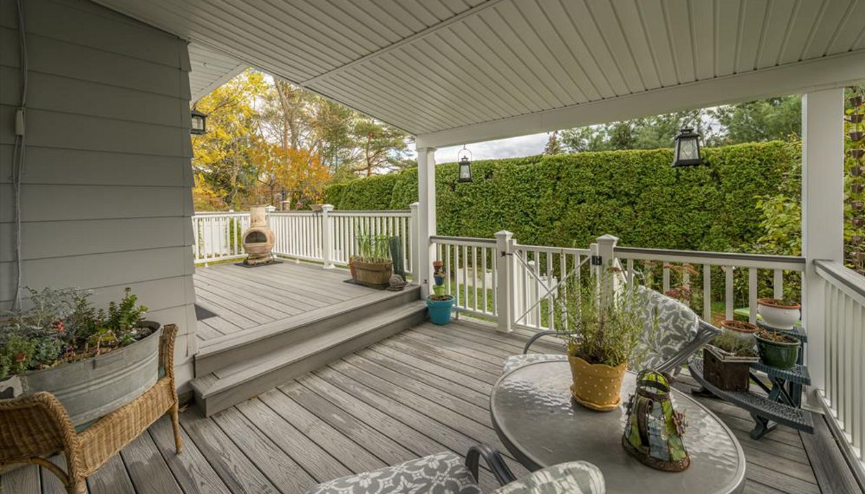 Gravel Path Transcend Decking