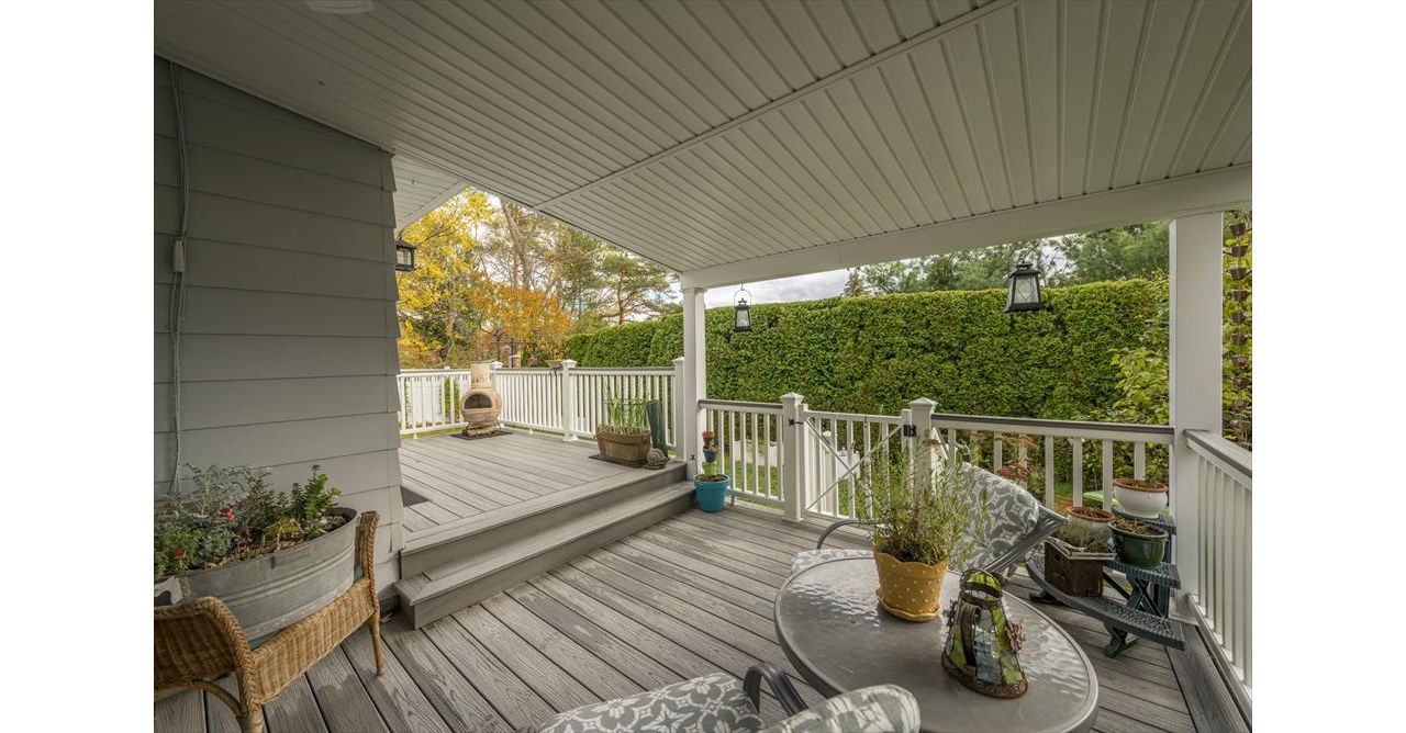 Gravel Path Transcend Decking
