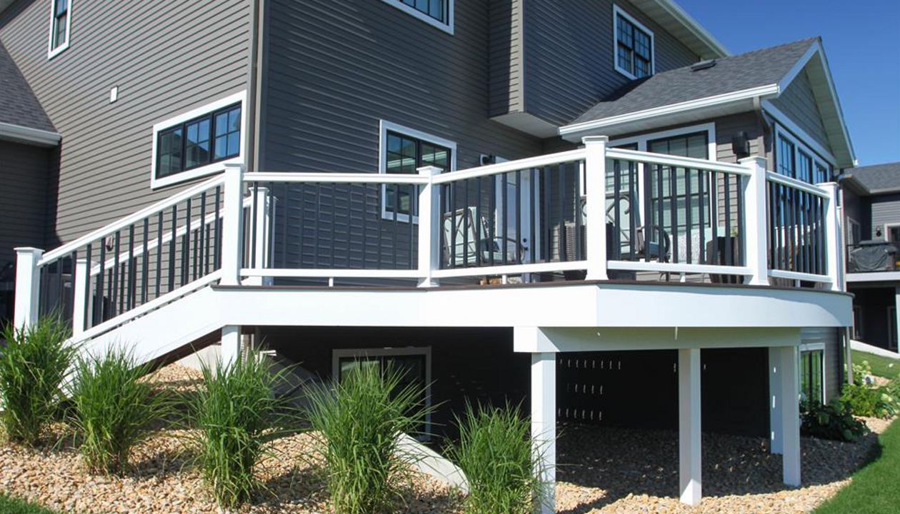 Vintage Lantern Arched Deck