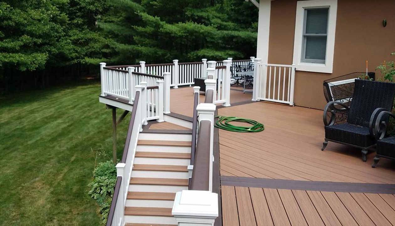 THE DECK 2