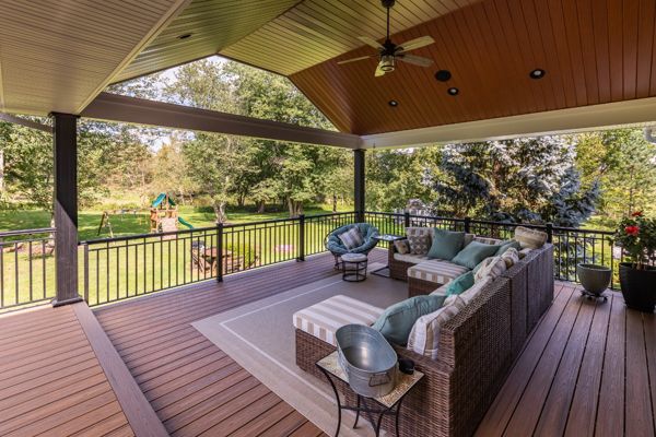 Trex Deck with large covered porch area in Branchburg, NJ