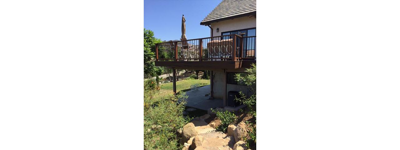 Trex Spiced Rum decking and fascia, Escondido, CA