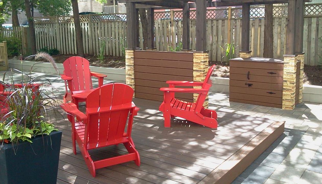 Trex Transcend Spiced Rum Tree House Brown Composite Decking Ottawa, Manotick, Carleton Place, Ontario