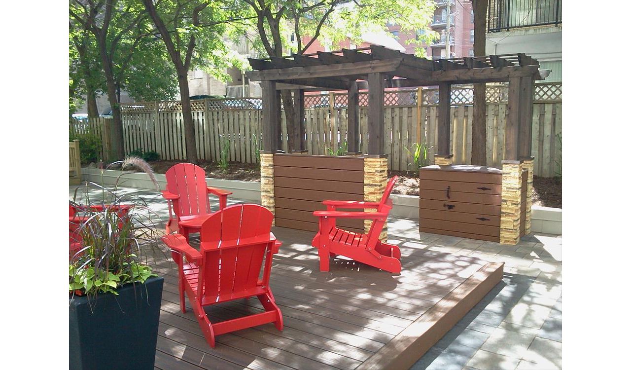 Trex Transcend Spiced Rum Tree House Brown Composite Decking Ottawa, Manotick, Carleton Place, Ontario