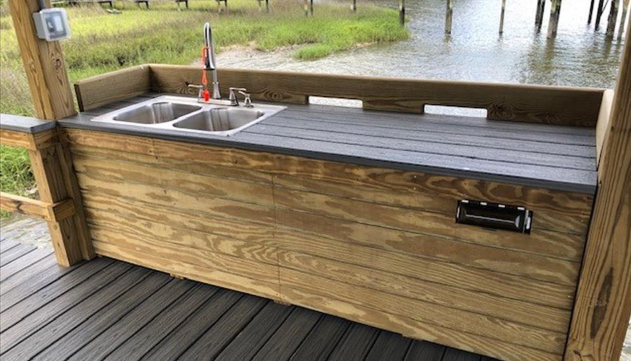 Trex Transcend Island Mist Decking in Savannah, GA