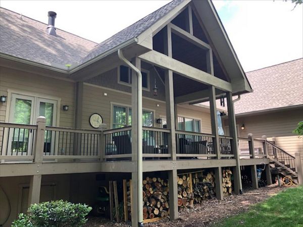 Trex Select Woodland Brown deck &amp; porch in Lake Lure, NC
