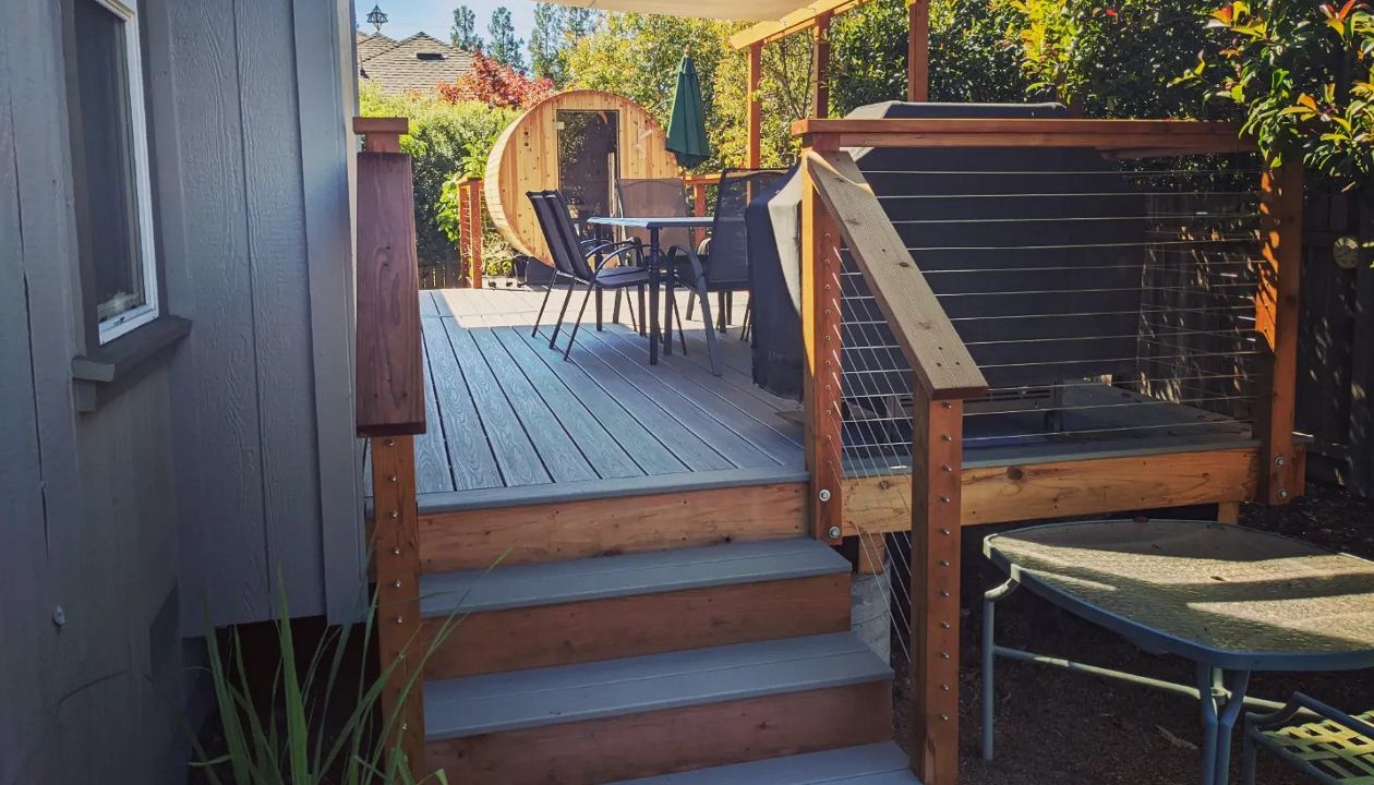 Transcend "Island Mist" with shade