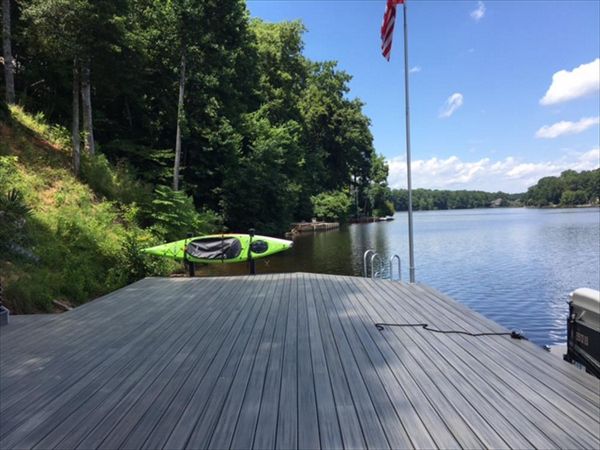 Trex Island Mist decking looks great in the afternoon sunshine
