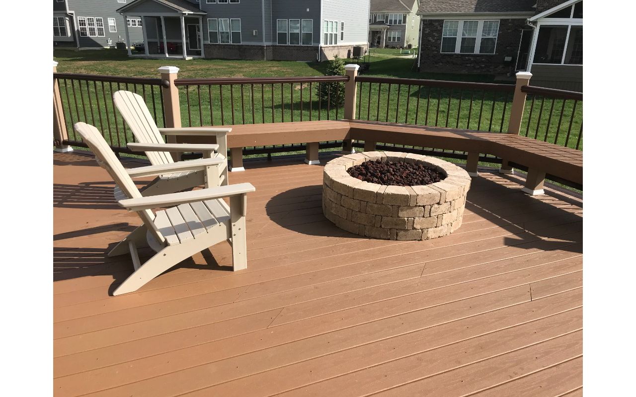 Trex Enhanced Basics (Beach Dune) with Floating Bench and Gas Campfire Ring