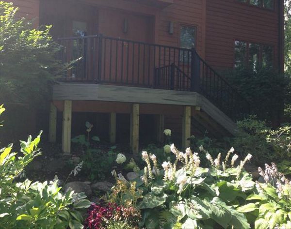 Trex Transcend Island Mist and Aluminum Handrail Bloomington, MN