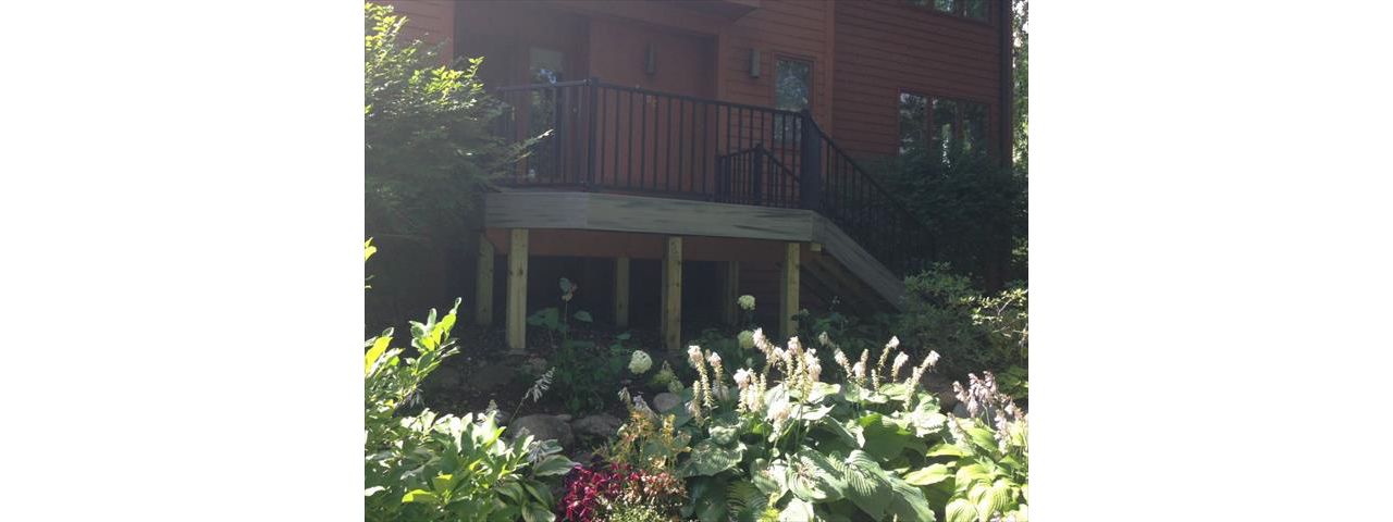 Trex Transcend Island Mist and Aluminum Handrail Bloomington, MN