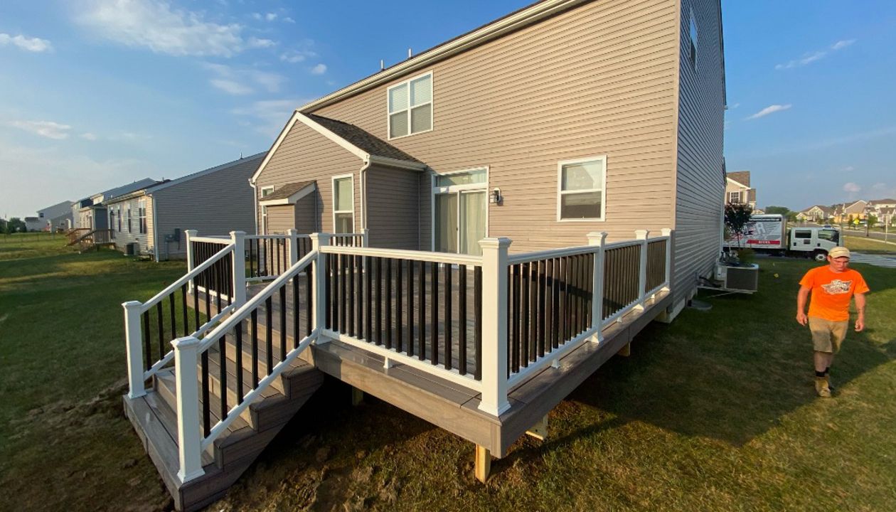 Rocky Harbor with Transcend railing in the color of white.