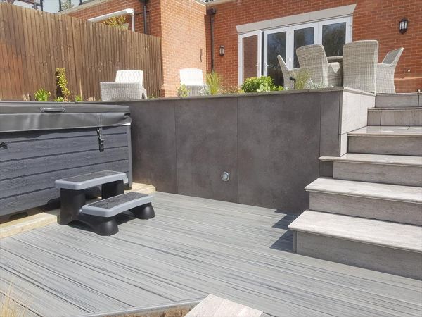 Trex Transcend Island Mist. Project in Folkestone