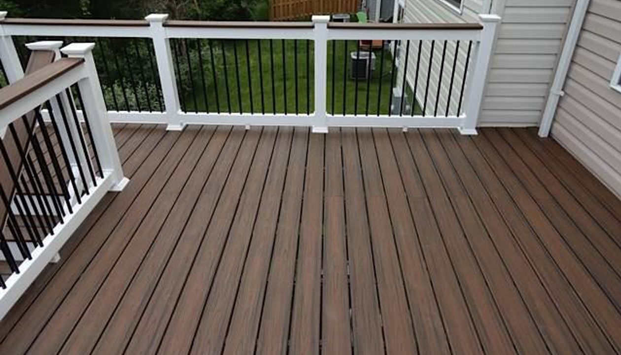 Trex Transcend Spice Rum Decking