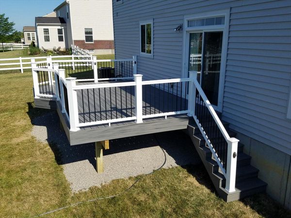Lanes Landing, Monroe, Ohio Trex Decking w/ Radiance Rails