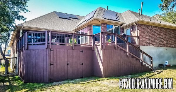 Helotes, TX - Golf Cart Parking under Deck!