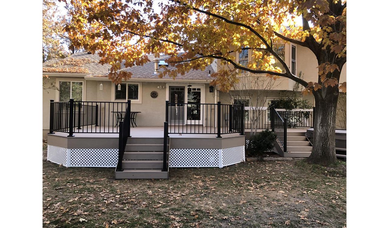Transcend Rope Swing Deck with Black Metal Rail and White Lattice, Sandy, Utah