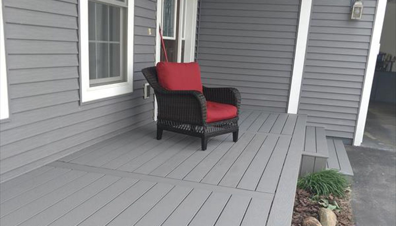 Trex Select Pebble Gray decking