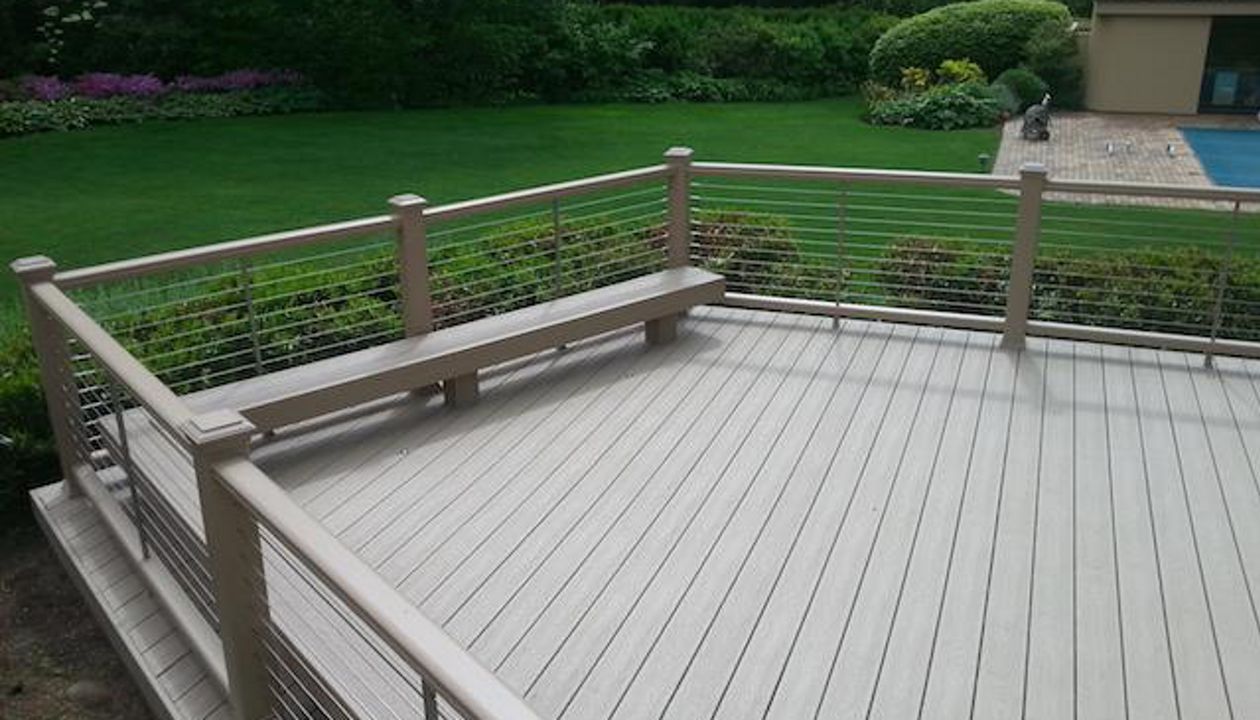 Gravel Path Deck and Rail with cable in Melville
