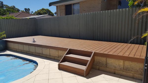 Trex Transcend - Havana Gold - Greenwood