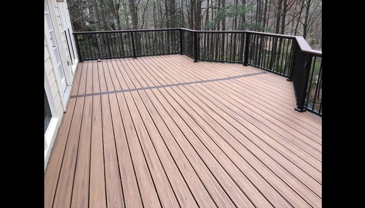 Transcend decking with accent center ‘parting board’