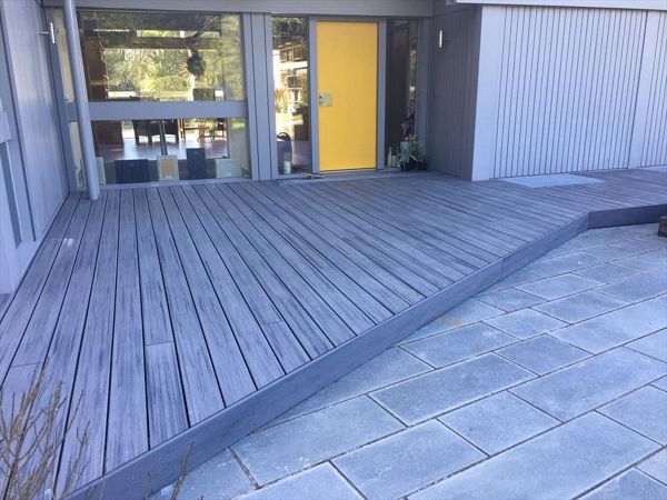 Huf Haus Project Kent Island Mist