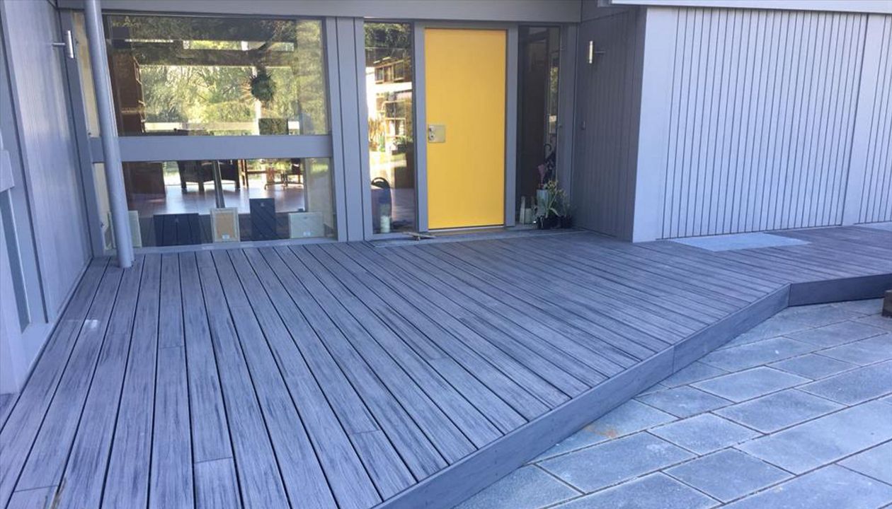 Huf Haus Project Kent Island Mist