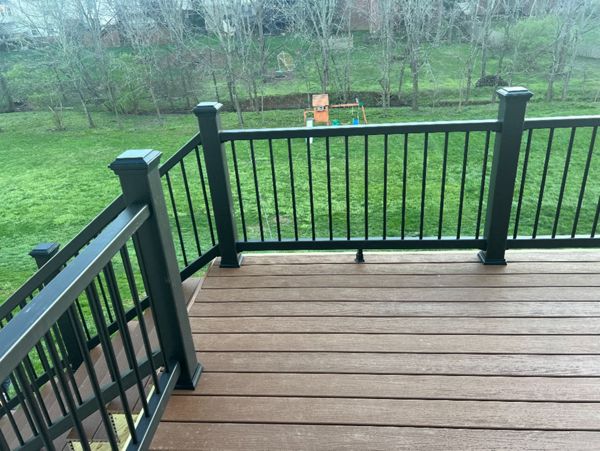 20x12 Saddle with 15 Steps Black Rail