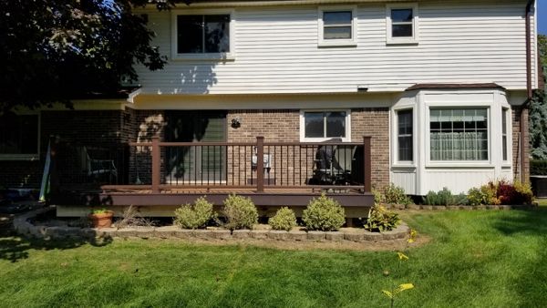 Livonia, MI - Saddle decking, Vintage Lantern Railing