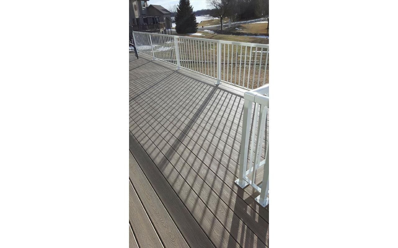 Trex Transcends Deck w/Alum Rail Shakopee, MN
