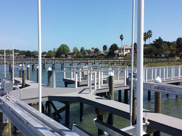 Trex Select Dock w/custom cable rail