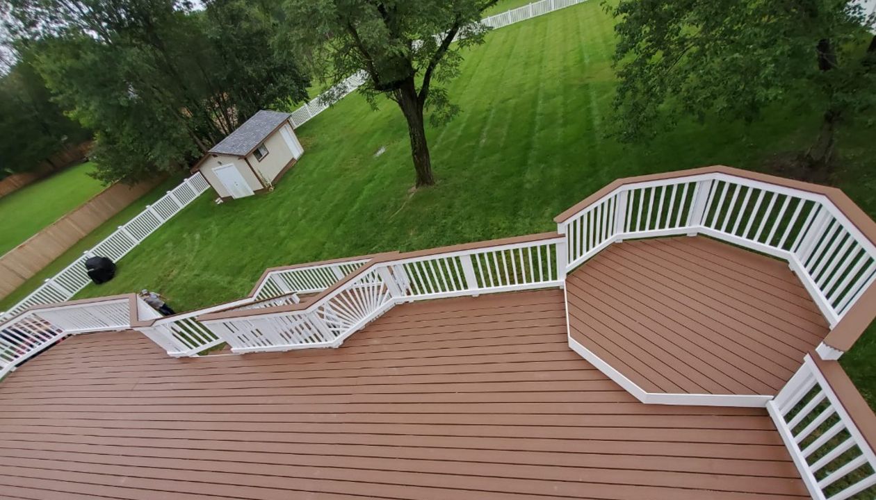 Trex Enhance Saddle Composite Deck