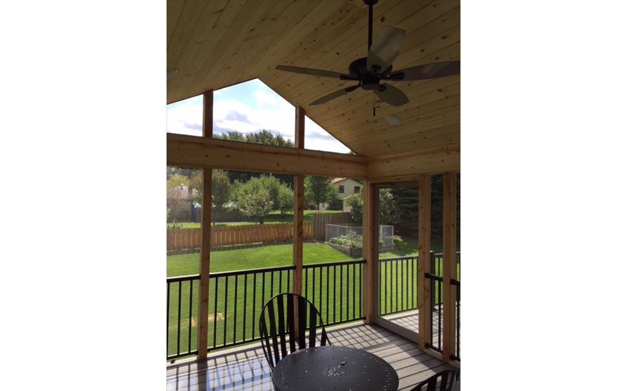 Maple Grove, MN Trex Composite Decking Screen Porch interior