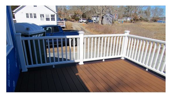 Trex Select Earth Tones colors Saddle and Woodland Brown