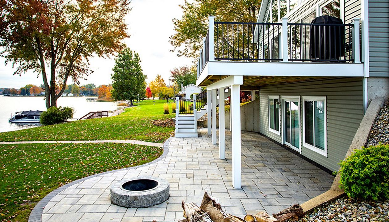 Peg Ryan's lake deck