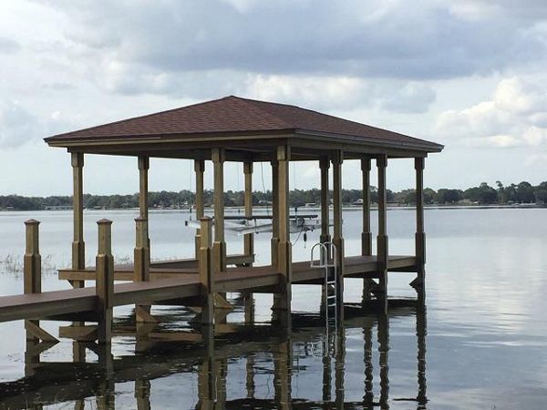 Trex Select Saddle Dock located in Belle Isle, FL (Orlando)