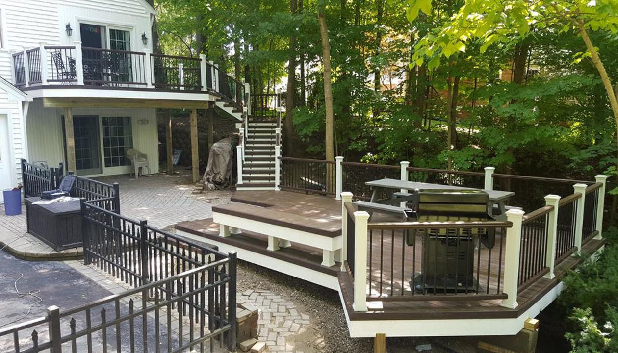 Trex wooded backyard facade