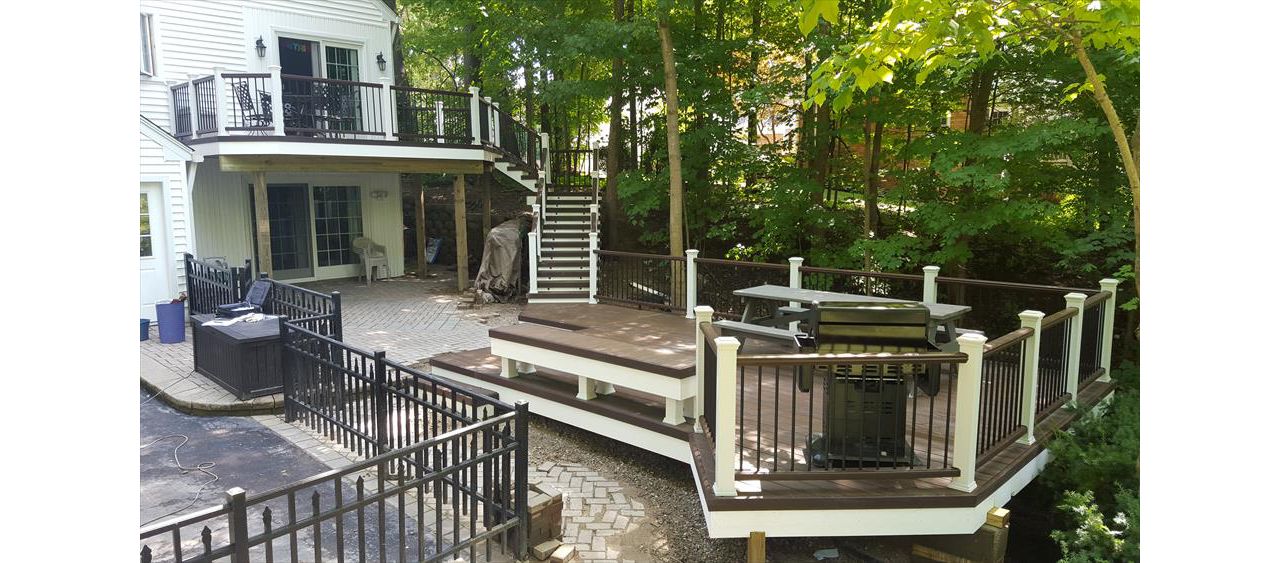 Trex wooded backyard facade