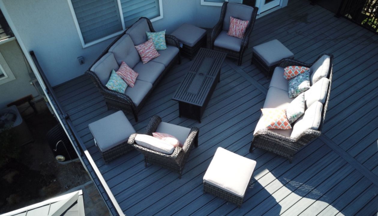 Trex Island Mist with Black Signature Aluminum Railing near Draper, UT