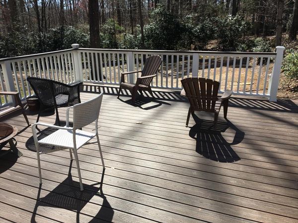 Trex Transcend Spiced Rum deck gives great relaxing area to kick back and get some sun!