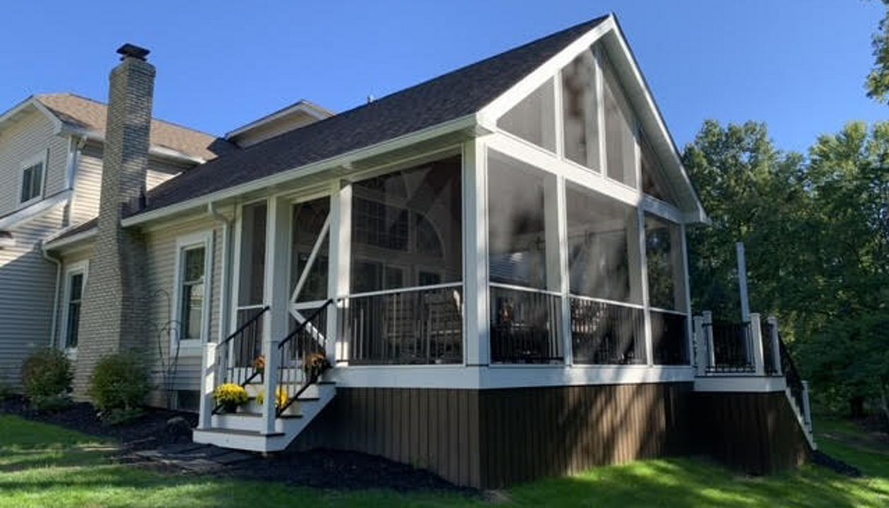 Screened in deck with open side deck