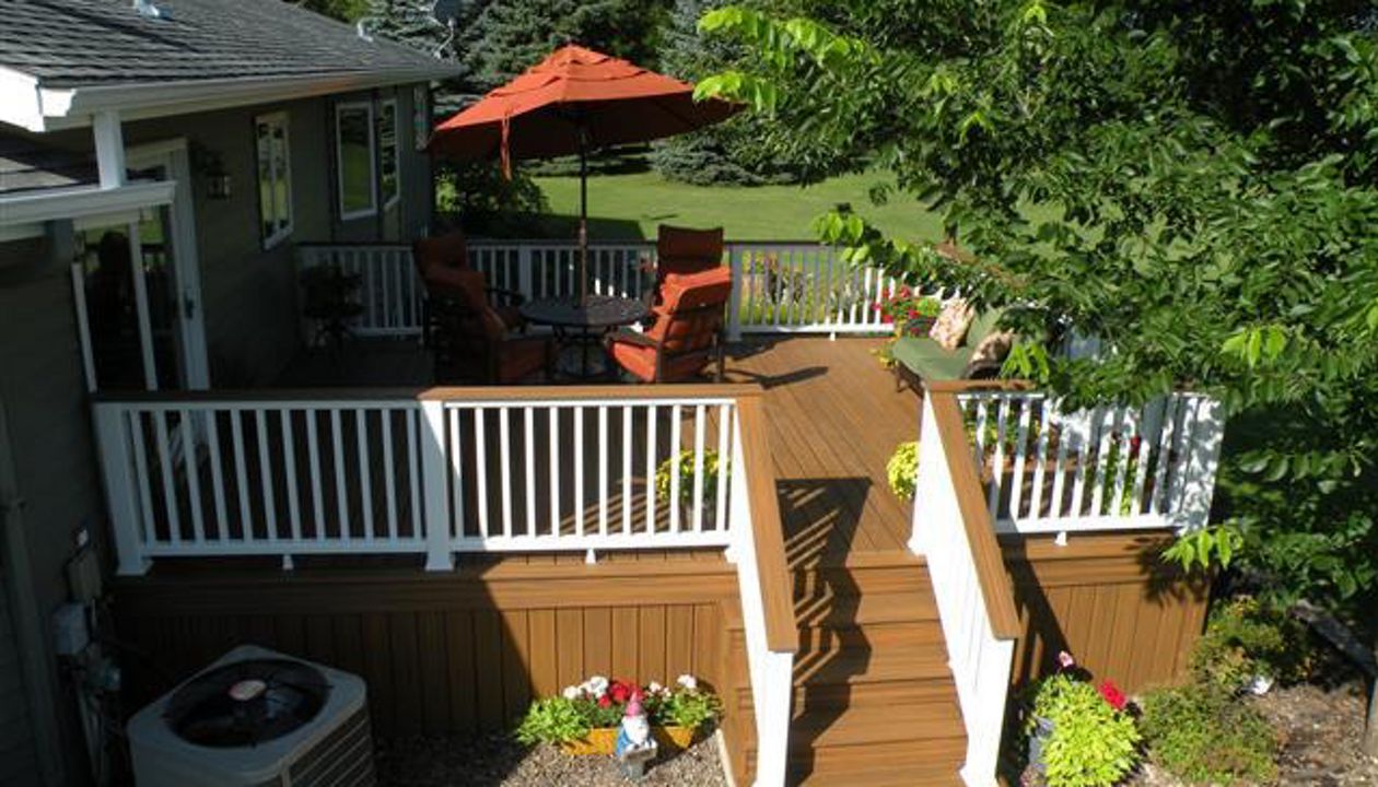 Havana Gold with Transcends Cocktail Railing