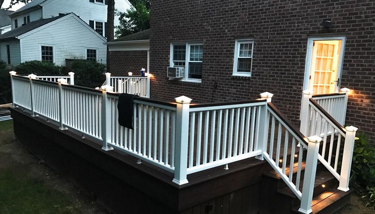 Custom Trex Transcend Spiced Rum / Lava Rock w/ Cocktail rail & Trex Lighting - Nassau County