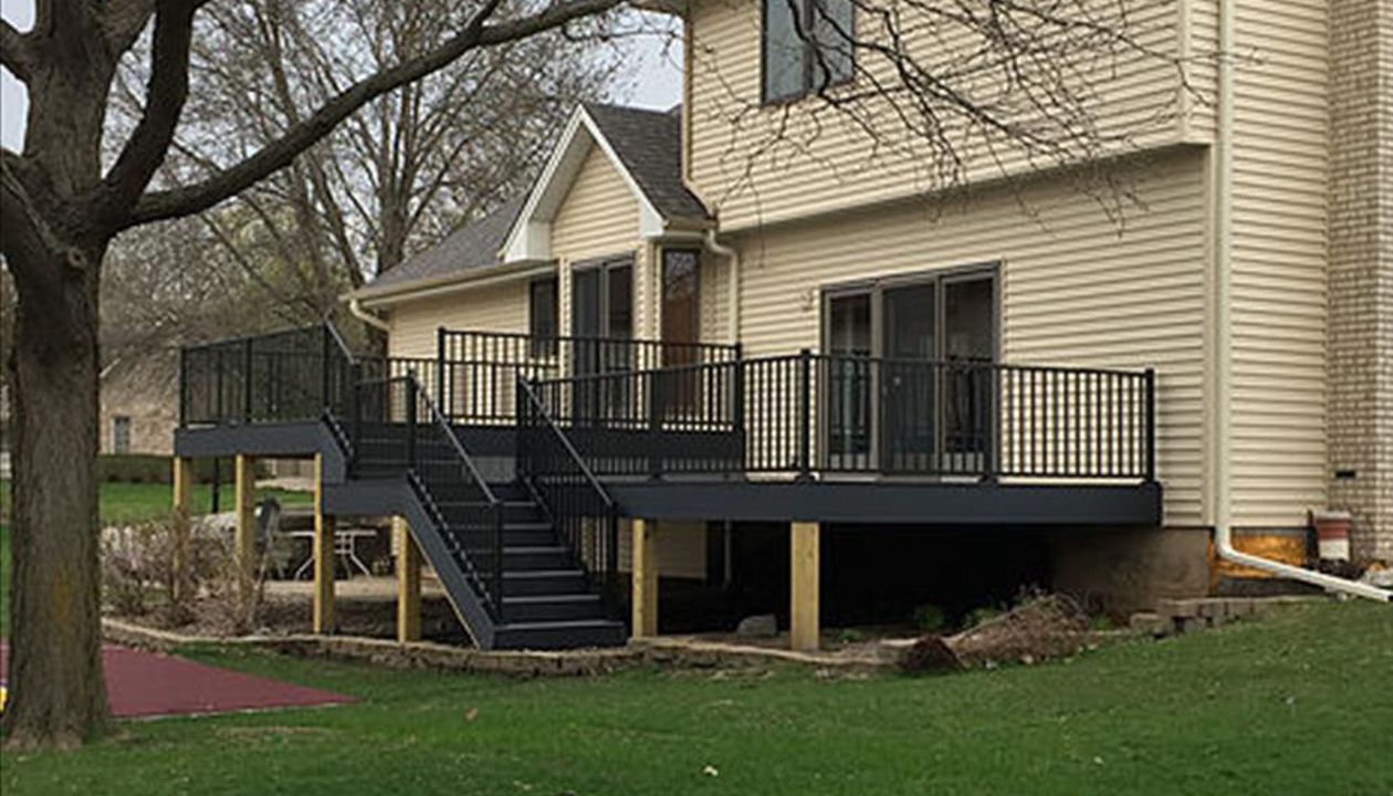 Trex Select Composite Deck and Aluminum Railing Brooklyn Park MN