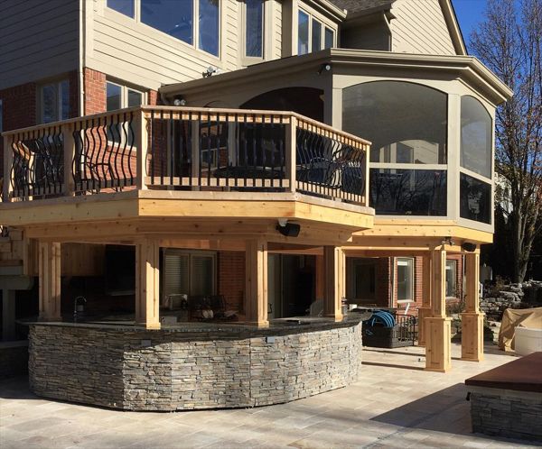 Trex Rain escape deck in West Bloomfield, Michigan