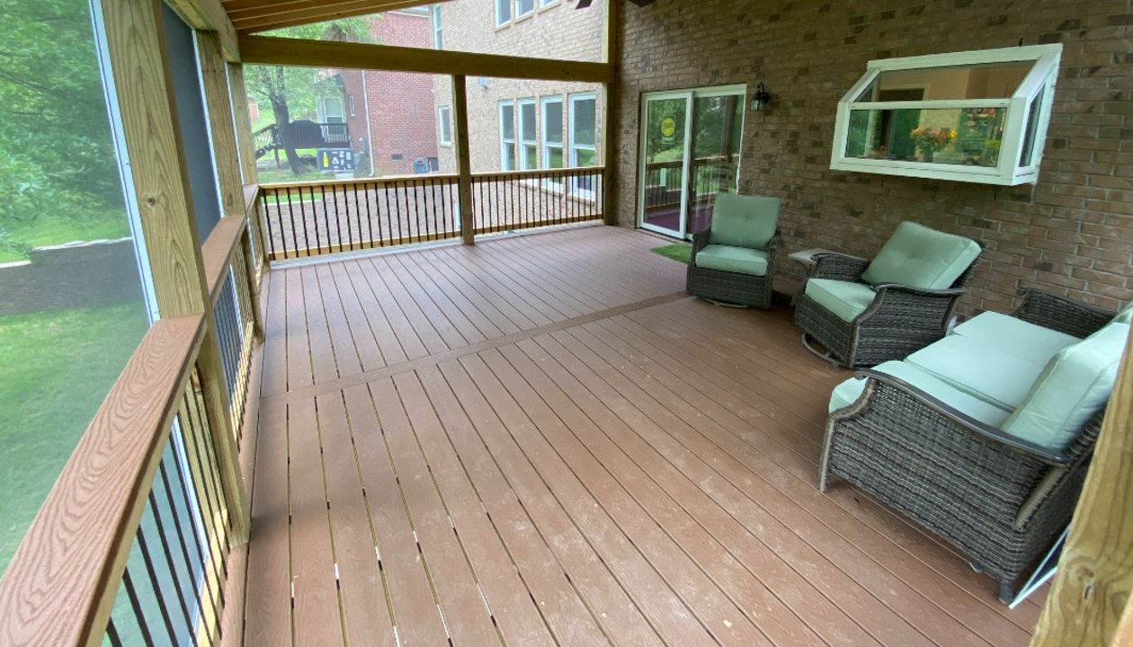 2nd Story Trex Select Saddle deck