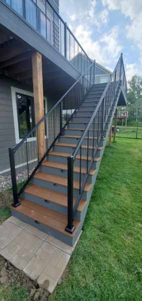 Clamshell Gray with Saddle Enhanced Basic