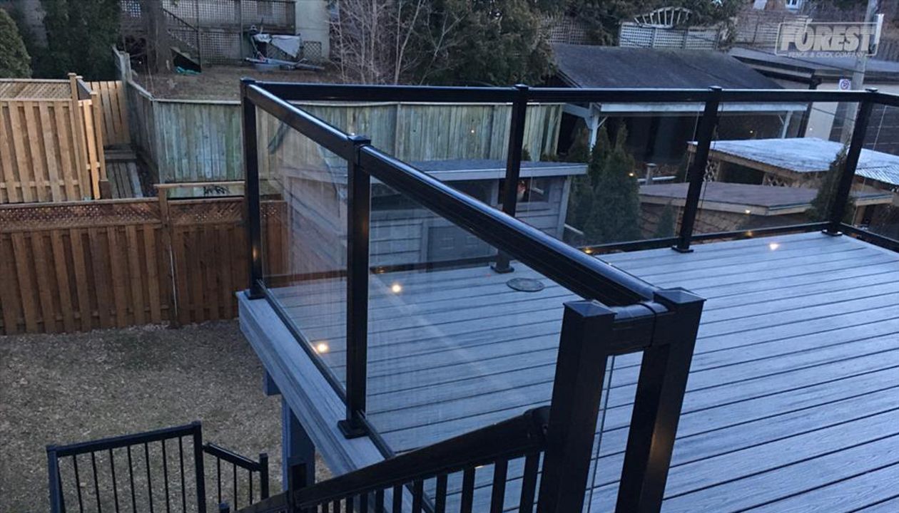 Deck made with TREX, built in:  Aurora, King City, Oak Ridges, Richmond Hill, Newmarket, Toronto, Mississauga, Mount Albert, Vaughan, Bradford